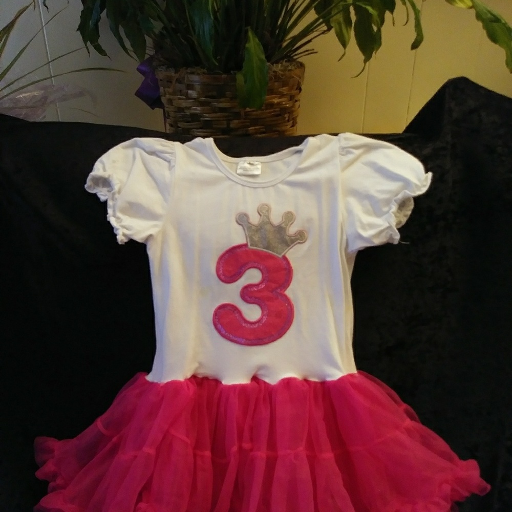 Dress - Picture 2 of 2